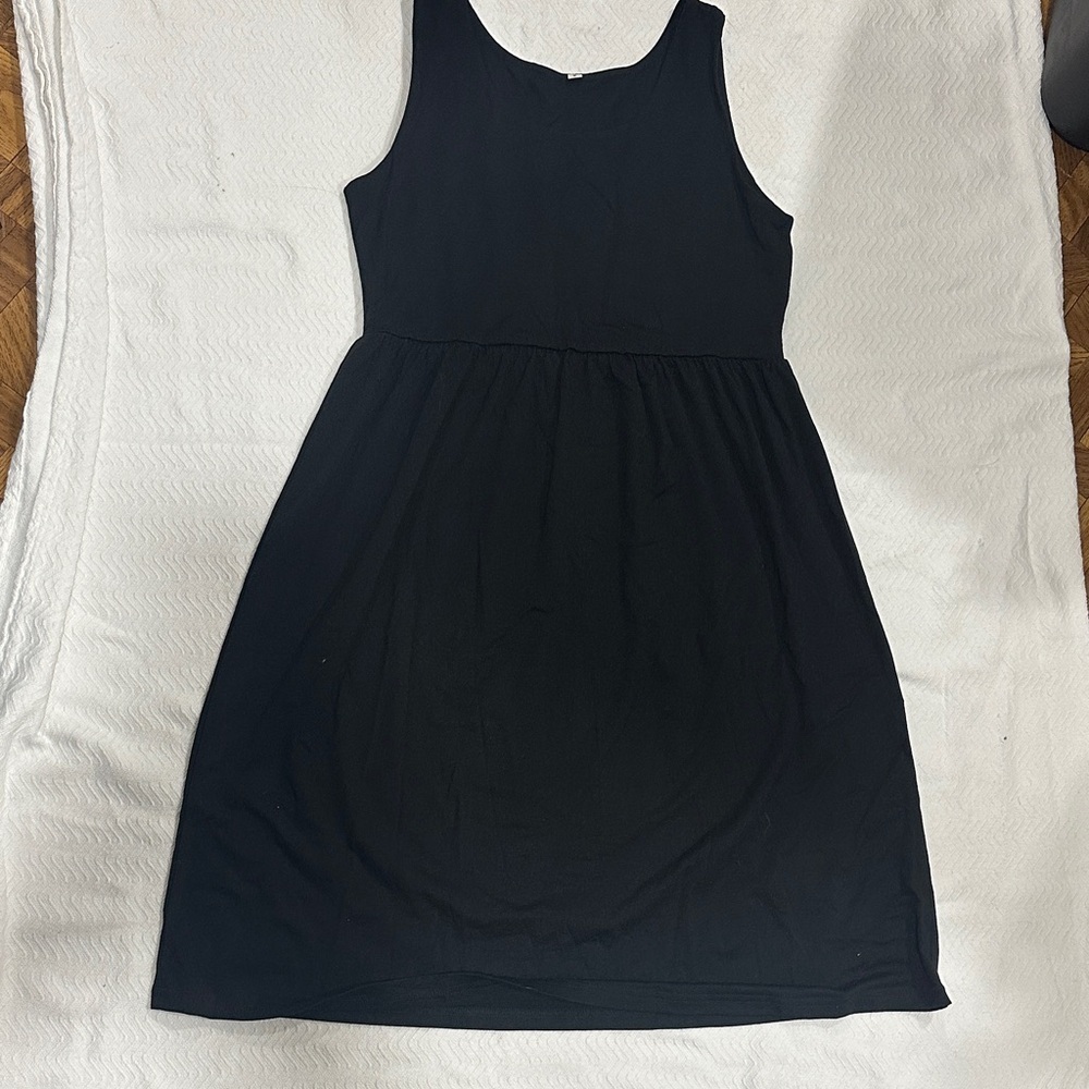 Maternity smallElegant Black Sleeveless Dress